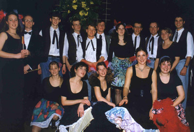 Tanzformation der Uni Karlsruhe 1998